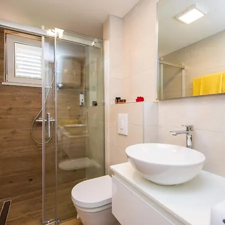 Apartment Velvet - With Hot Tub *