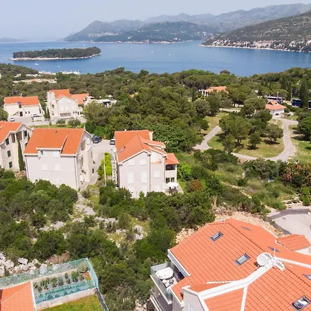 Velvet - With Hot Tub Apartment Dubrovnik