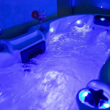 Appartamento Velvet - With Hot Tub Ragusa