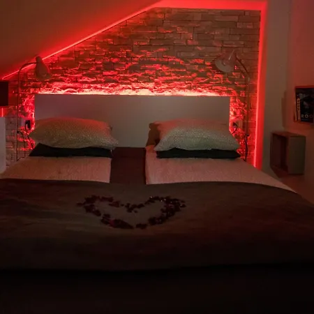 דירה Velvet - With Hot Tub